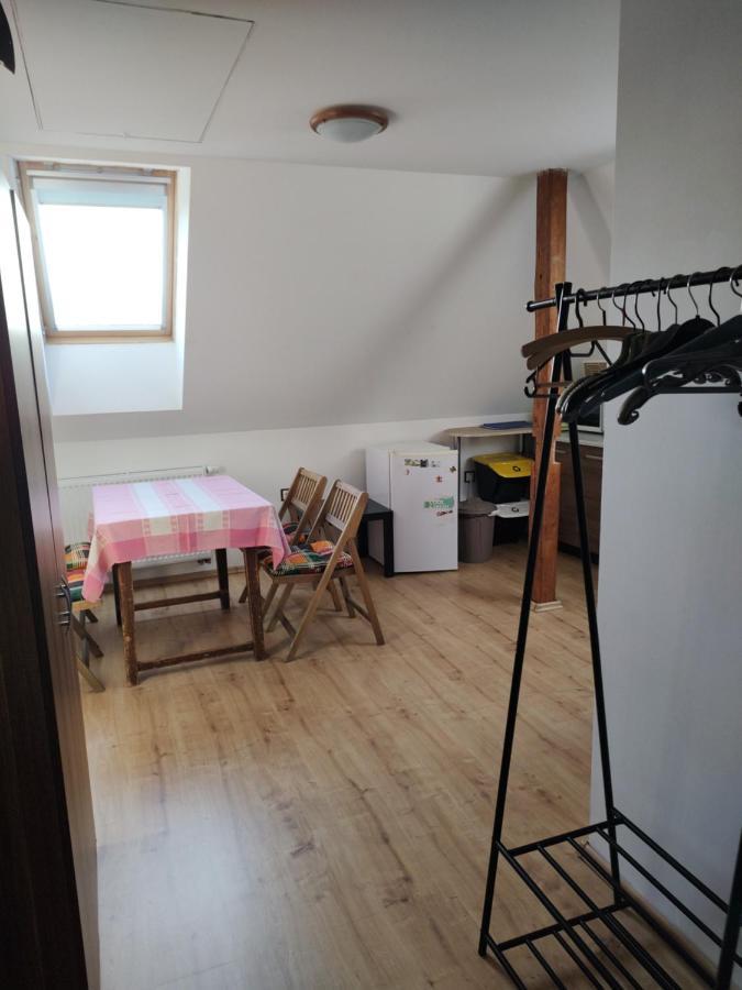 Appartamento Apartmán v podkroví Dobruška Esterno foto